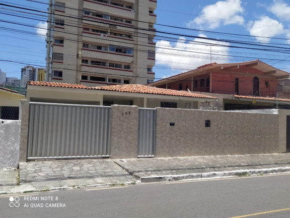 Casa com 4 Quartos para Alugar, 190 m² em Manaíra - João Pessoa