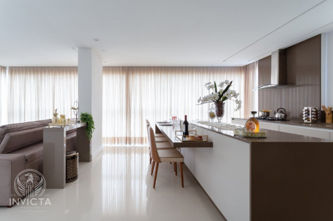 Imagem Apartamento com 3 Quartos à Venda, 123 m² em Centro - Balneário Camboriú Imagem Apartamento com 3 Quartos à Venda, 123 m² em Centro - Balneário Camboriú