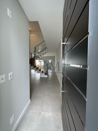 Imagem Sobrado com 3 Quartos à Venda, 183 m² em Bairro Deltaville - Biguaçu Imagem Sobrado com 3 Quartos à Venda, 183 m² em Bairro Deltaville - Biguaçu