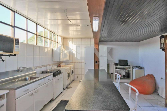 Imagem Imóvel com 2 Quartos à Venda, 92 m² em Azenha - Porto Alegre Imagem Imóvel com 2 Quartos à Venda, 92 m² em Azenha - Porto Alegre