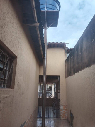 Imagem Casa com 4 Quartos à Venda, 300 m² em Guará I - Brasília Imagem Casa com 4 Quartos à Venda, 300 m² em Guará I - Brasília