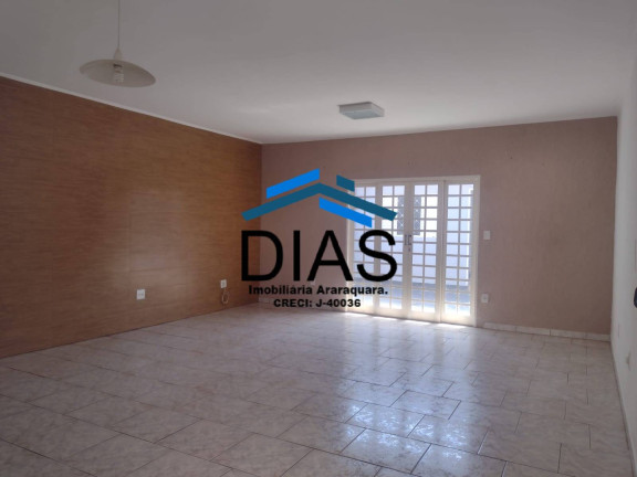 Imagem Casa com 2 Quartos à Venda, 263 m² em Jardim Viaduto (vila Xavier) - Araraquara Imagem Casa com 2 Quartos à Venda, 263 m² em Jardim Viaduto (vila Xavier) - Araraquara