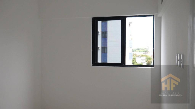 Imagem Apartamento com 3 Quartos à Venda, 67 m² em Espinheiro - Recife