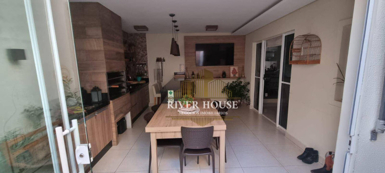 Imagem Casa com 3 Quartos à Venda, 200 m² em Despraiado - Cuiabá Imagem Casa com 3 Quartos à Venda, 200 m² em Despraiado - Cuiabá