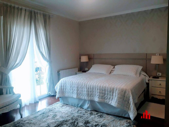Imagem Apartamento com 3 Quartos à Venda, em Vila Capivari - Campos Do Jordão Imagem Apartamento com 3 Quartos à Venda, em Vila Capivari - Campos Do Jordão