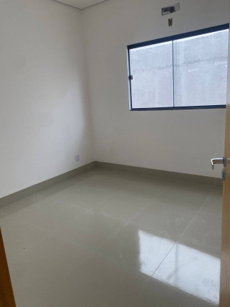 Imagem Casa com 3 Quartos à Venda, 127 m² em Jardim Universitário - Cuiabá