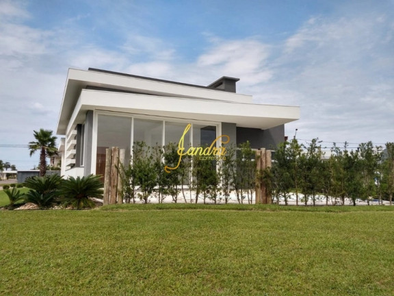 Imagem Casa de Condomínio com 4 Quartos à Venda, 277 m² em Noiva Do Mar - Xangri-la