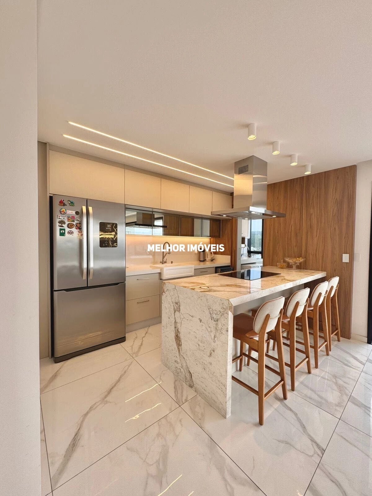 Imagem Apartamento com 3 Quartos à Venda, 110 m² em Centro - Camboriú