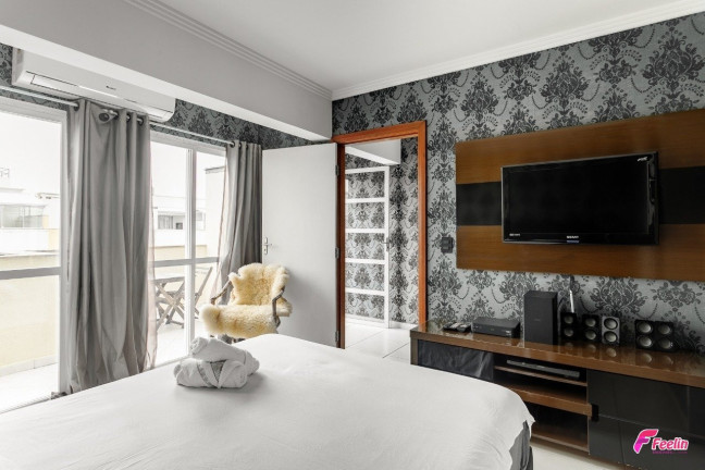 Imagem Cobertura com 2 Quartos à Venda, 76 m² em Jurerê Internacional - Florianópolis