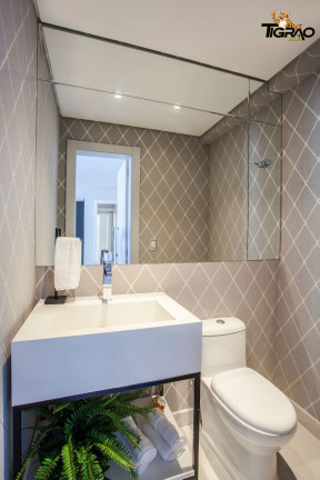 Imagem Apartamento com 3 Quartos à Venda, 167 m² em Centro - Balneário Camboriú Imagem Apartamento com 3 Quartos à Venda, 167 m² em Centro - Balneário Camboriú