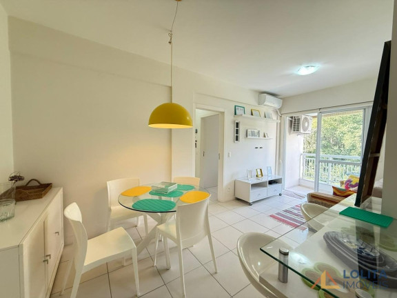 Apartamento com 2 Quartos para Alugar, 61 m² em Itacorubi - Florianópolis