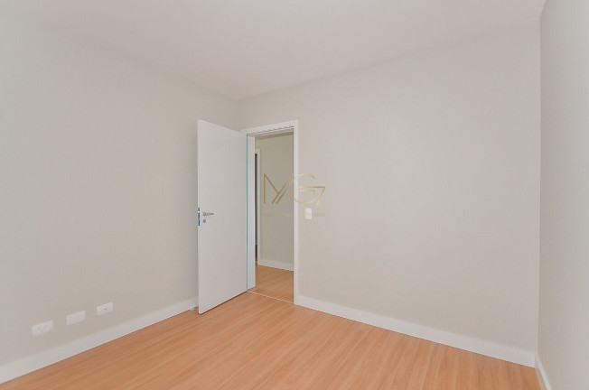 Imagem Casa com 4 Quartos à Venda, 174 m² em Fazendinha - Curitiba