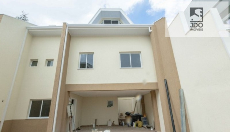 Sobrado com 3 Quartos à Venda, 185 m² em Campo Comprido - Curitiba