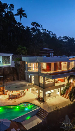 Imagem Casa de Condomínio com 4 Quartos à Venda, 1.200 m² em Praia Vermelha - Ubatuba