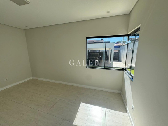 Imagem Casa com 3 Quartos à Venda, 399 m² em Vila Petrópolis - Atibaia Imagem Casa com 3 Quartos à Venda, 399 m² em Vila Petrópolis - Atibaia