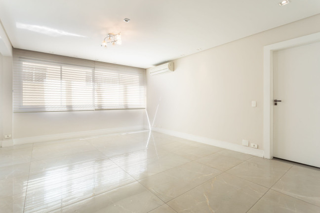 Imagem Apartamento com 2 Quartos à Venda, 138 m² em Itaim Bibi - São Paulo Imagem Apartamento com 2 Quartos à Venda, 138 m² em Itaim Bibi - São Paulo