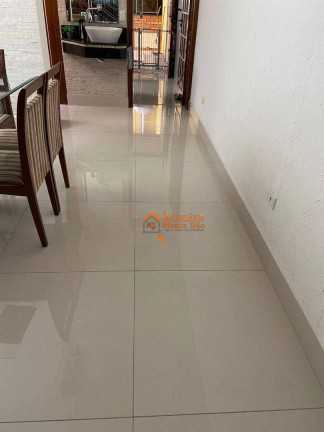 Imagem Sobrado com 3 Quartos à Venda, 228 m² em Jardim Santa Clara - Guarulhos Imagem Sobrado com 3 Quartos à Venda, 228 m² em Jardim Santa Clara - Guarulhos