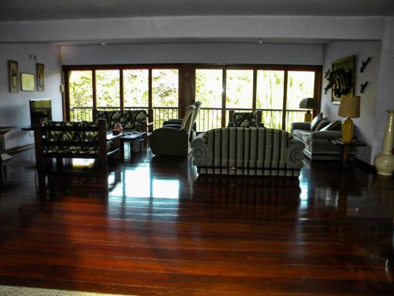 Imagem Casa com 7 Quartos à Venda, 120 m² em Itaipava - Petrópolis