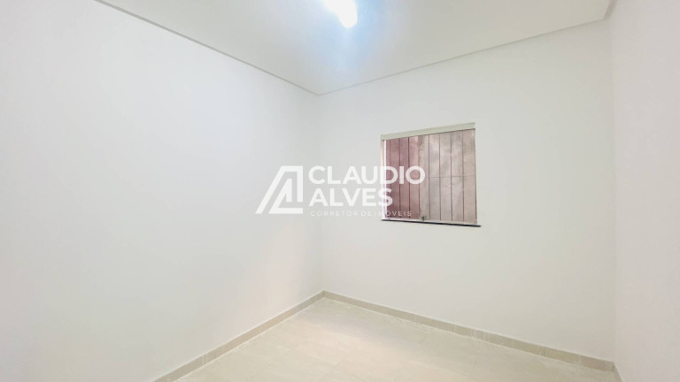 Imagem Casa com 5 Quartos à Venda, 300 m² em Conceição - Feira De Santana