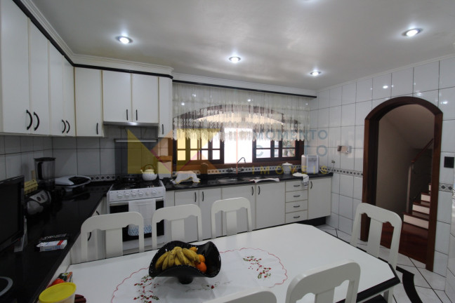 Imagem Casa com 3 Quartos à Venda, 650 m² em Valparaíso - Blumenau Imagem Casa com 3 Quartos à Venda, 650 m² em Valparaíso - Blumenau
