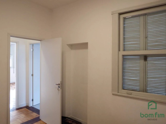 Imagem Apartamento com 3 Quartos à Venda, 101 m² em Centro Histórico - Porto Alegre Imagem Apartamento com 3 Quartos à Venda, 101 m² em Centro Histórico - Porto Alegre