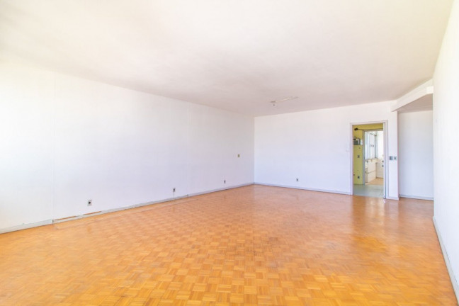 Imagem Imóvel com 3 Quartos à Venda, 174 m² em Centro Histórico - Porto Alegre Imagem Imóvel com 3 Quartos à Venda, 174 m² em Centro Histórico - Porto Alegre
