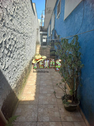 Imagem Casa com 3 Quartos à Venda, 250 m² em Jardim Lucinda - São Paulo