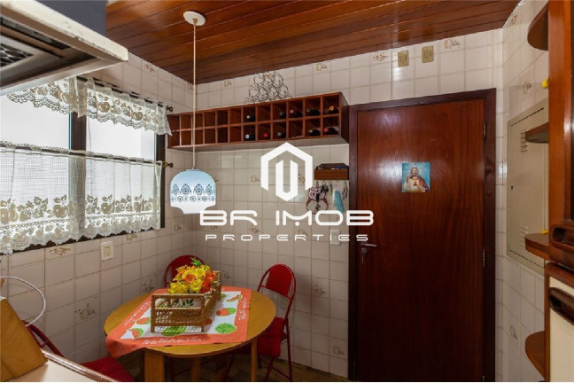 Imagem Imóvel com 3 Quartos à Venda, 147 m² em Vila Suzana - São Paulo Imagem Imóvel com 3 Quartos à Venda, 147 m² em Vila Suzana - São Paulo