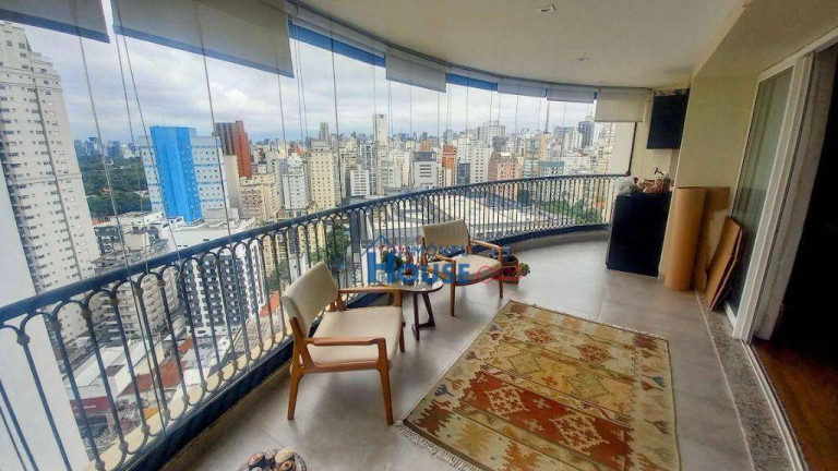 Apartamento com 4 Quartos à Venda, 226 m² em Jardins - São Paulo