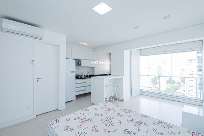 Imagem Imóvel com 1 Quarto para Alugar, 34 m² em Brooklin - São Paulo Imagem Imóvel com 1 Quarto para Alugar, 34 m² em Brooklin - São Paulo
