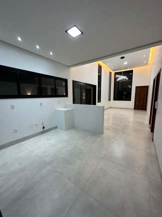 Imagem Casa com 3 Quartos à Venda, 171 m² em Residencial Paris - Sinop