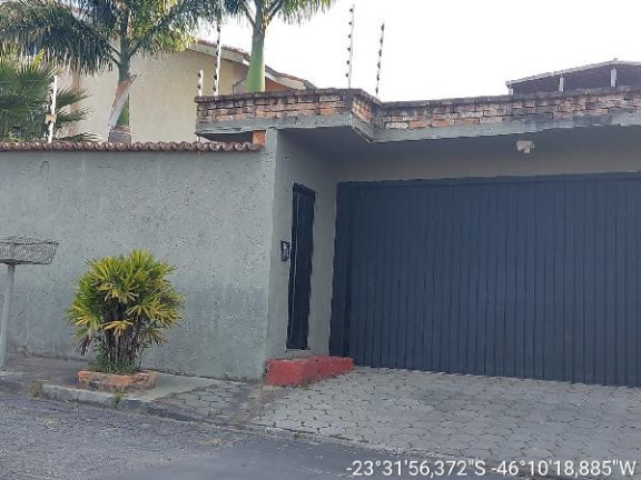 Casa com 3 Quartos à Venda, 400 m² em Vila Oliveira - Mogi Das Cruzes