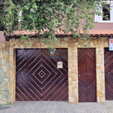 Sobrado com 3 Quartos à Venda, 156 m²