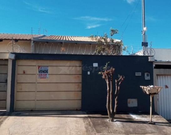 Casa com 3 Quartos à Venda, 100 m² em Condomínio Das Esmeraldas - Goiânia