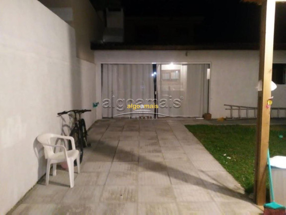 Casa com 2 Quartos à Venda, 160 m² em Centro - Xangri-lá