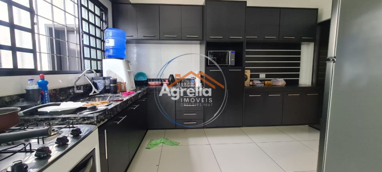 Imagem Casa com 3 Quartos à Venda, 230 m² em Jardim Brasilia - Mogi Mirim Imagem Casa com 3 Quartos à Venda, 230 m² em Jardim Brasilia - Mogi Mirim