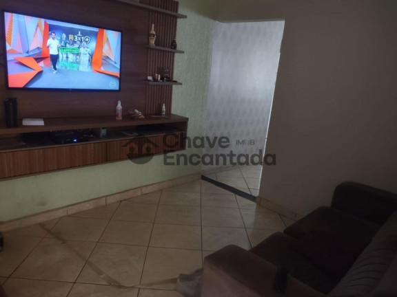 Imagem Casa com 3 Quartos à Venda, 250 m² em Jardim Marister - Birigui