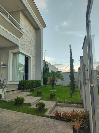 Imagem Casa com 3 Quartos à Venda, 420 m² em Centro - Tijucas Imagem Casa com 3 Quartos à Venda, 420 m² em Centro - Tijucas
