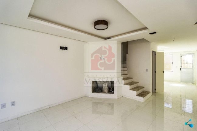 Casa com 3 Quartos à Venda, 180 m² em Guarujá - Porto Alegre