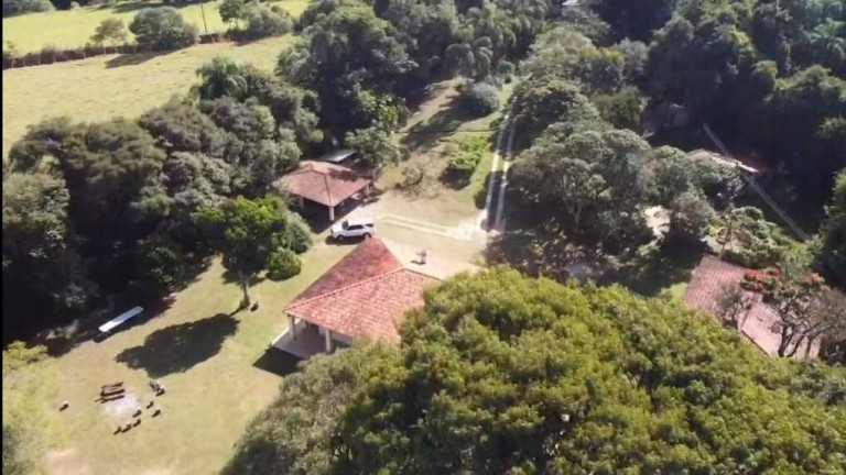 Imagem Chácara com 8 Quartos à Venda, 34 m² em Bom Retiro - Bragança Paulista