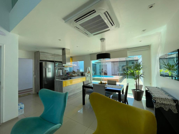 Imagem Casa com 3 Quartos à Venda, 360 m² em Mar Do Norte - Rio Das Ostras Imagem Casa com 3 Quartos à Venda, 360 m² em Mar Do Norte - Rio Das Ostras