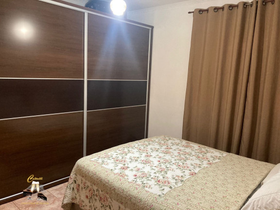 Imagem Casa com 4 Quartos à Venda, 185 m² em Vila Scarpelli - Santo André Imagem Casa com 4 Quartos à Venda, 185 m² em Vila Scarpelli - Santo André