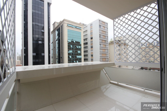 Imagem Apartamento com 3 Quartos à Venda, 210 m² em Santa Cecília - São Paulo Imagem Apartamento com 3 Quartos à Venda, 210 m² em Santa Cecília - São Paulo