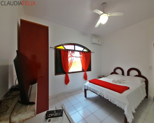 Imagem Imóvel com 5 Quartos para Alugar, 320 m² em Canto Do Forte - Praia Grande Imagem Imóvel com 5 Quartos para Alugar, 320 m² em Canto Do Forte - Praia Grande
