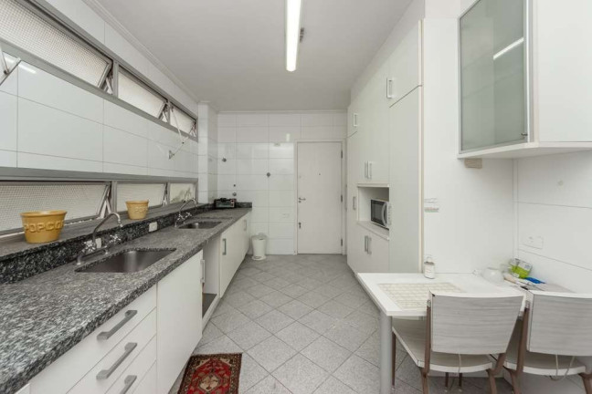 Imagem Apartamento com 3 Quartos à Venda, 210 m² em Itaim Bibi - São Paulo
