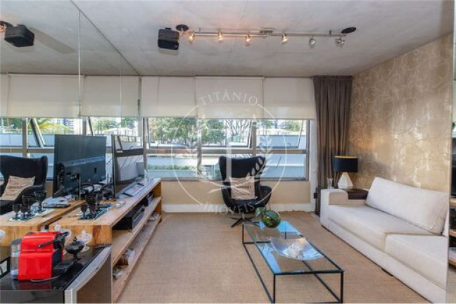 Imagem Apartamento com 2 Quartos à Venda, 70 m² em Jardim Das Acácias - São Paulo
