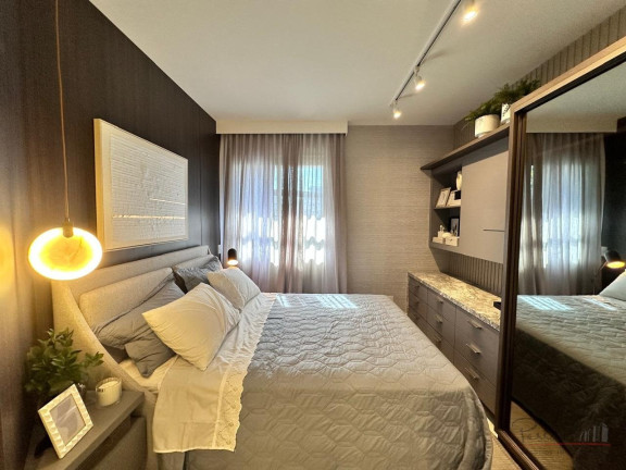Imagem Apartamento com 2 Quartos à Venda, 102 m² em Centro - Florianópolis Imagem Apartamento com 2 Quartos à Venda, 102 m² em Centro - Florianópolis