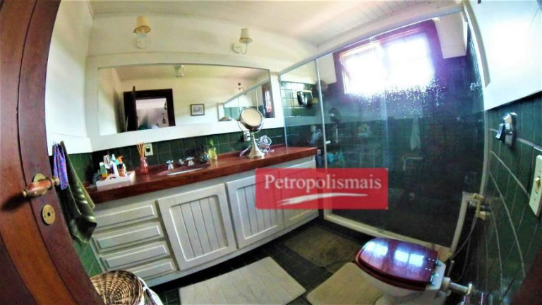 Imagem Casa com 3 Quartos à Venda,  em São Sebastião - Petrópolis