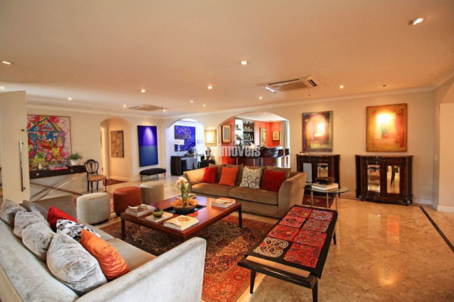 Casa com 3 Quartos à Venda, 413 m² em Alto De Pinheiros - São Paulo