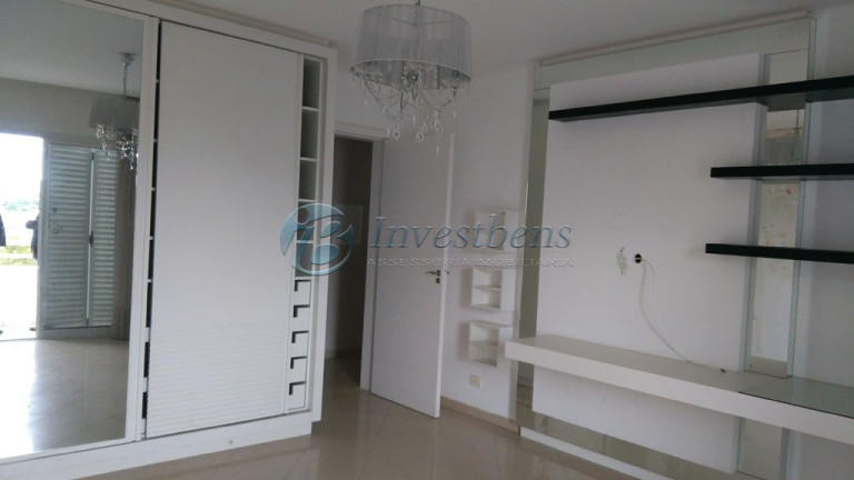 Imagem Casa de Condomínio com 4 Quartos à Venda, 801 m² em Pineville - Pinhais